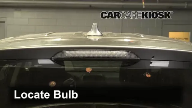 2019 Mitsubishi Outlander Sport ES 2.0L 4 Cyl. Éclairage Feu de freinage central (remplacer l'ampoule)